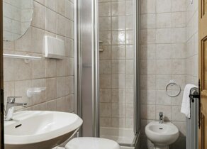 bait%20panorama_andrea%20sgroÌ_2024_lq_19.jpeg bait%20panorama_andrea%20sgroÌ_2024_lq_19.jpeg