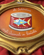 881-la-solitudine-degli-animali-in-scatola-tuna