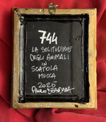 744-la-solitudine-degli-animali-in-scatola-mucca