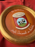 879-la-solitudine-degli-animali-in-scatola-mucca-2026