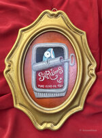910-the-solitude-of-canned-animals-sardines