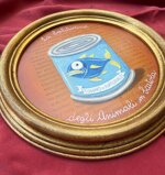 789-la-solitudine-degli-animali-in-scatola-tuna-2025