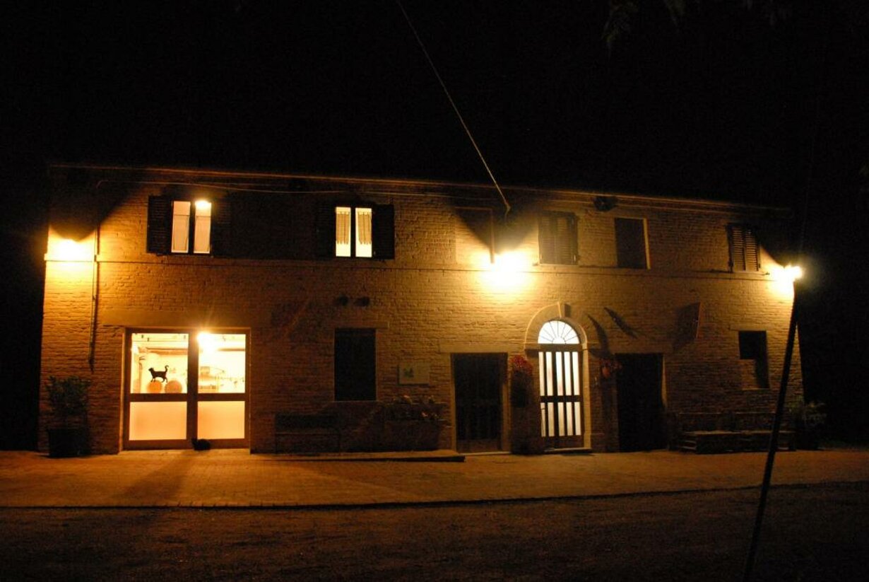 notte.jpeg notte.jpeg