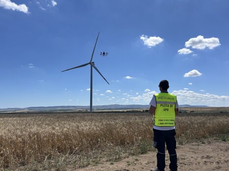 Rilievo topografico con drone per acquisizione dati ad alta precisione Rilievo topografico con drone per acquisizione dati ad alta precisione