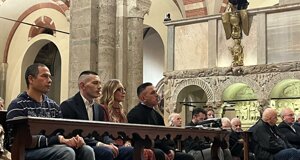 cqjv3985.jpeg cqjv3985.jpeg