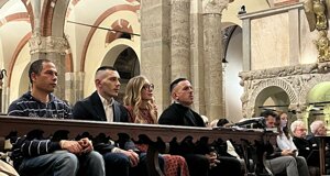 pqdh9109.jpeg pqdh9109.jpeg