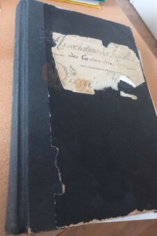 livre asso grand.jpeg