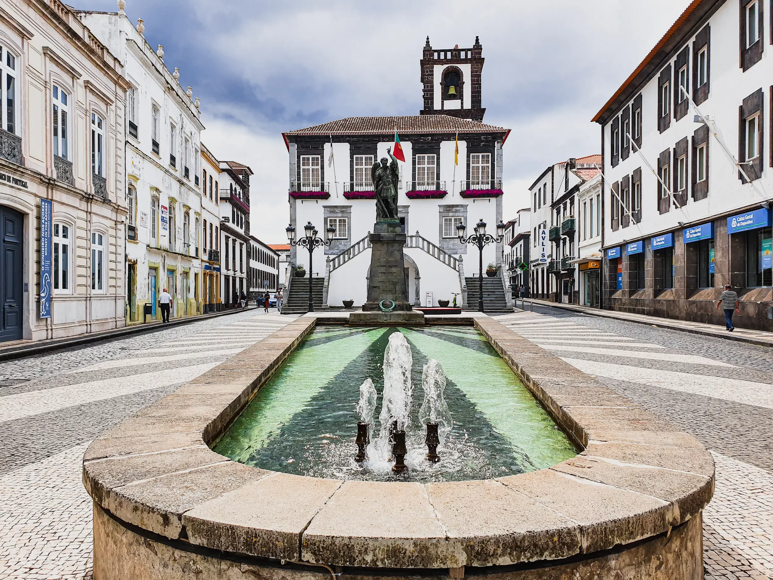 azoren_ponta-delgada_rathaus.webp azoren_ponta-delgada_rathaus.webp