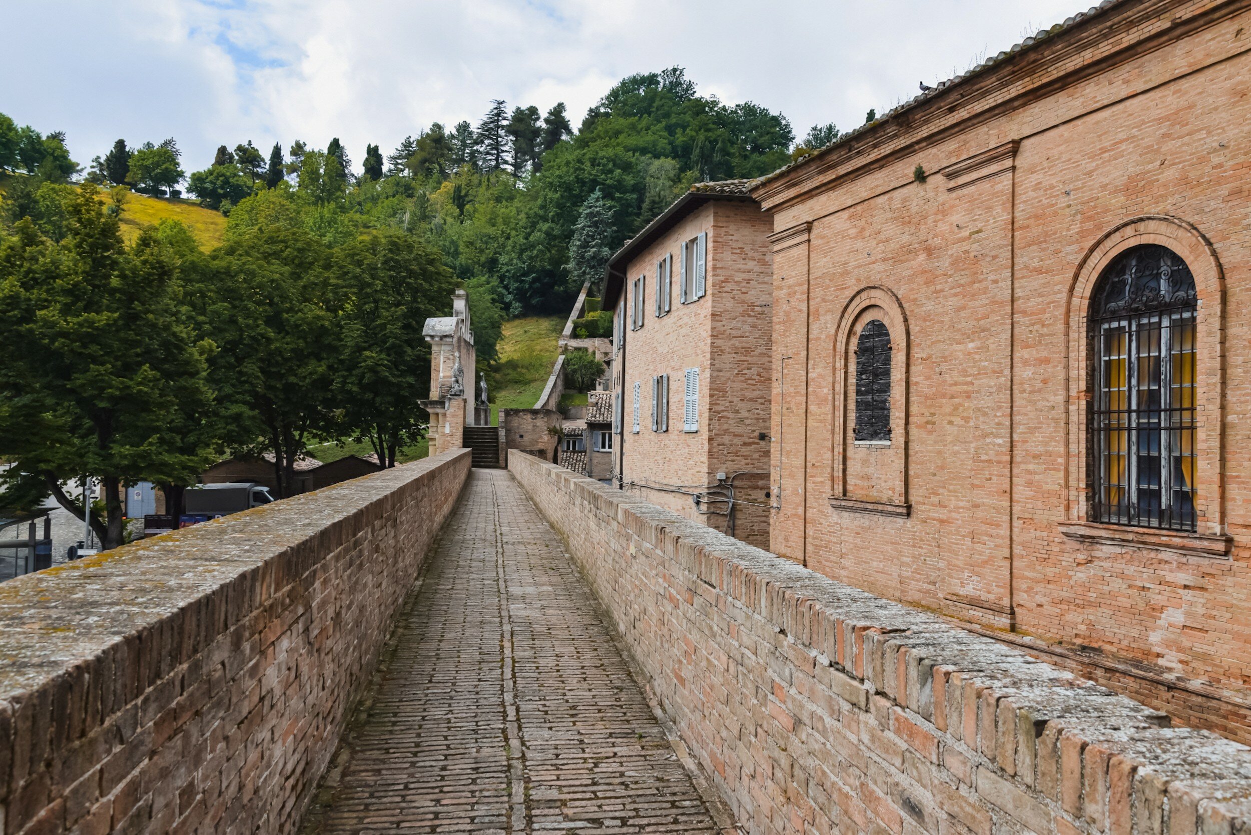 urbino_via-stretta1.jpeg urbino_via-stretta1.jpeg