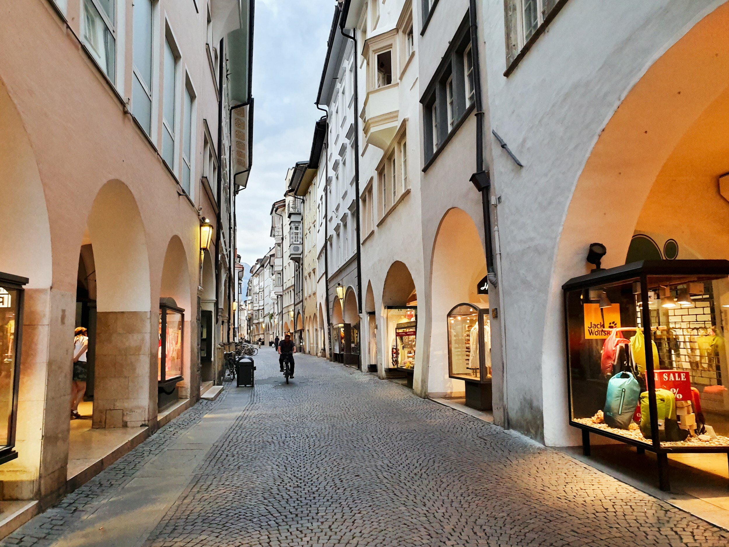 bozen_lauben-1.jpeg bozen_lauben-1.jpeg