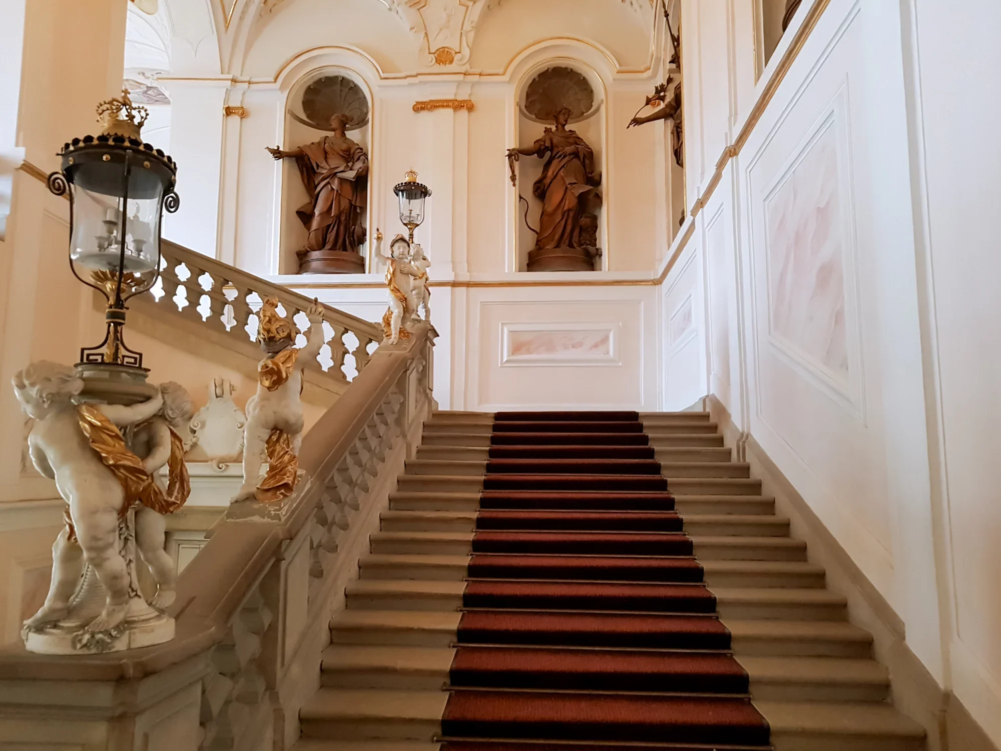 schloss-ludwigsburg-2.webp