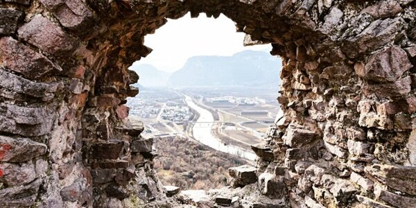header castelfeder_1000x500.jpeg header castelfeder_1000x500.jpeg