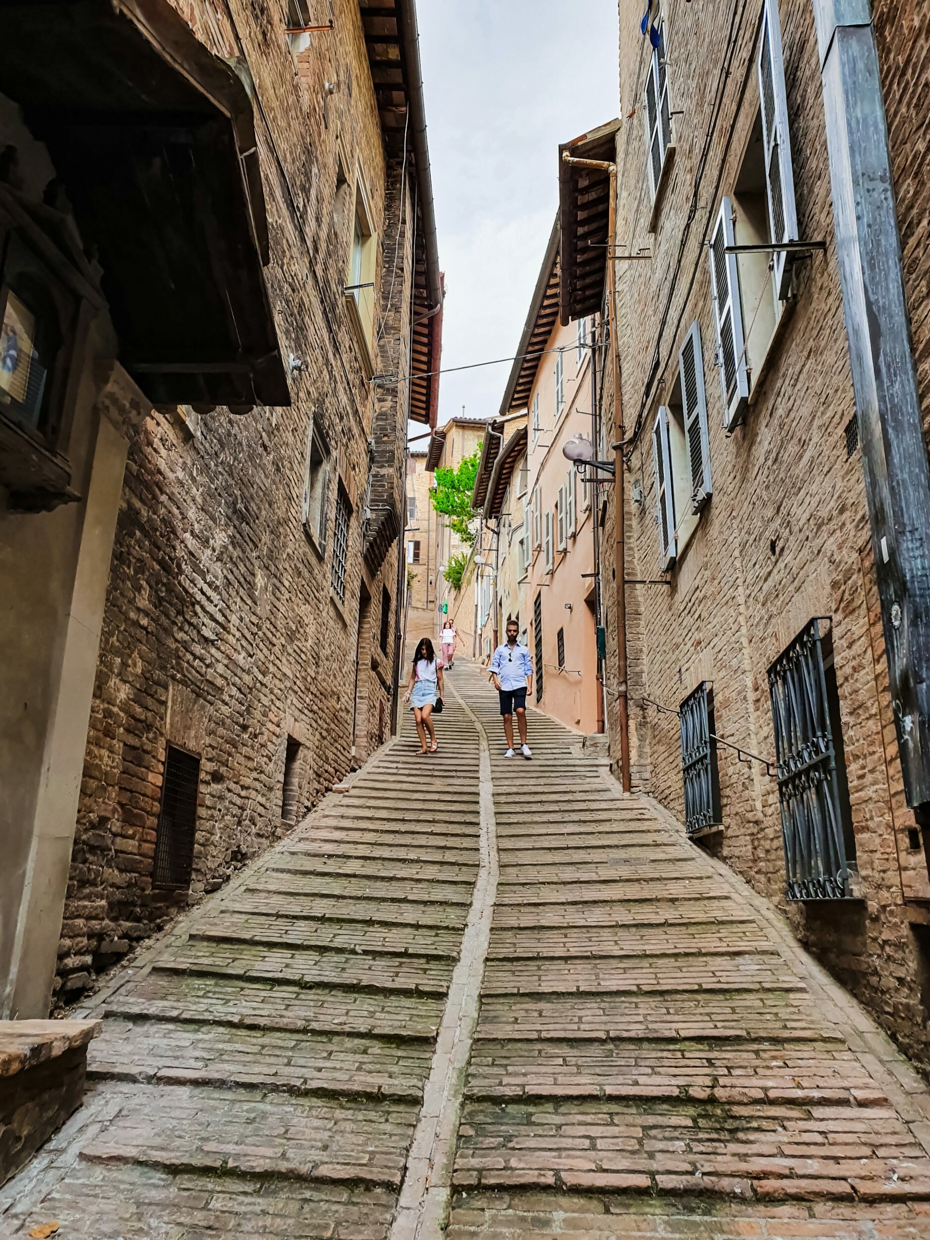 urbino_strade-e-vicoli-5.jpeg urbino_strade-e-vicoli-5.jpeg