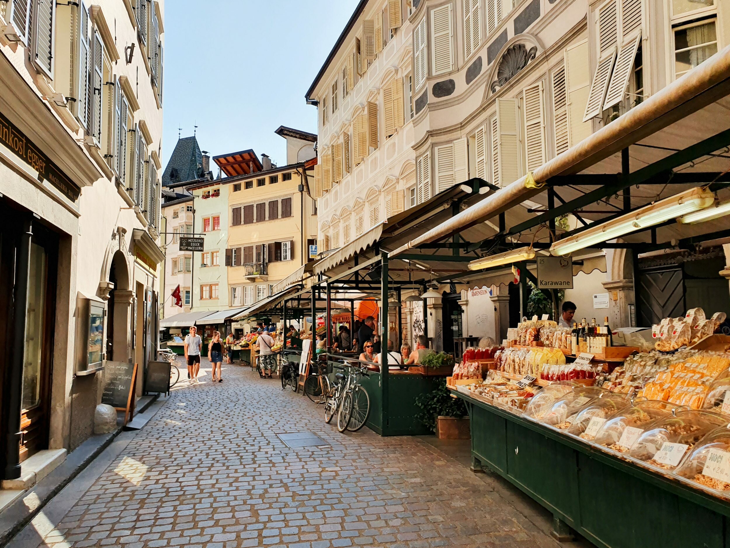 bozen_obstmarkt-2.jpeg bozen_obstmarkt-2.jpeg