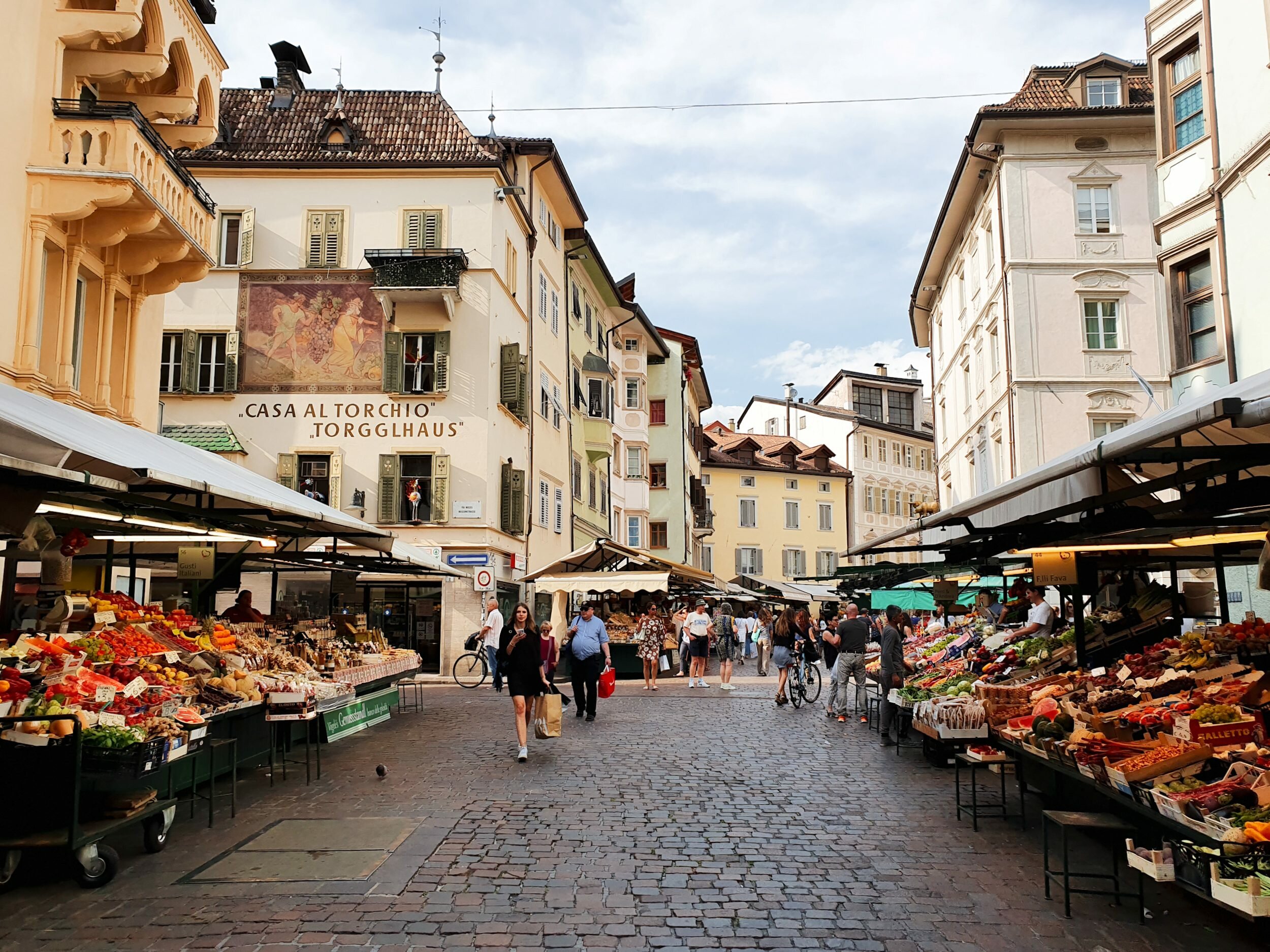 bozen_obstplatz-1.jpeg bozen_obstplatz-1.jpeg