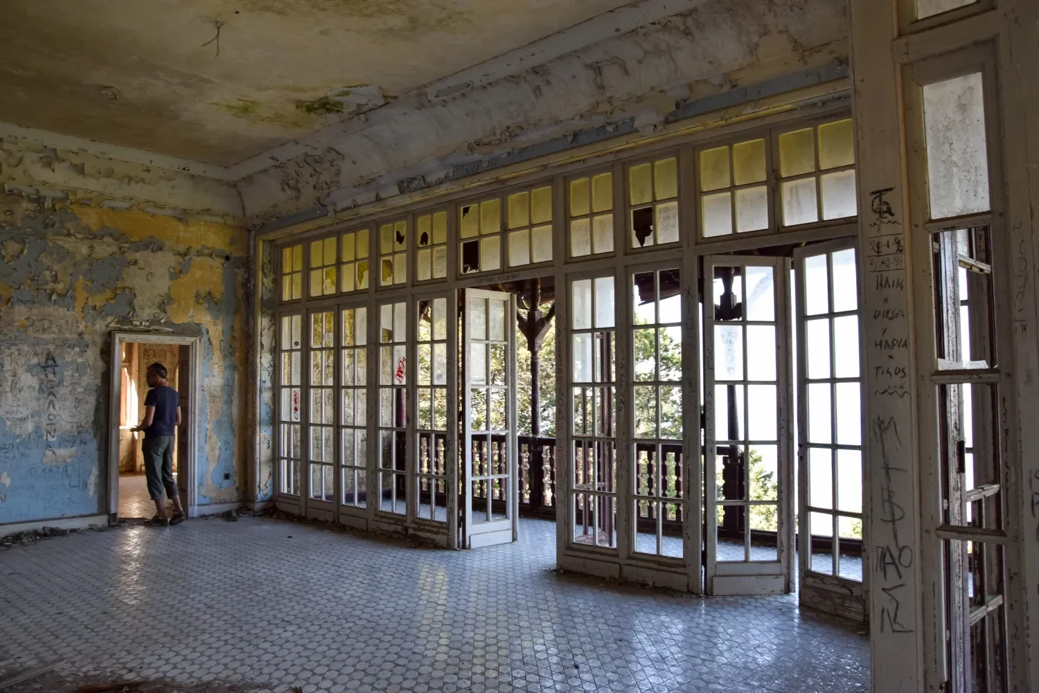 rhodos_casa-mussolini-3.webp rhodos_casa-mussolini-3.webp