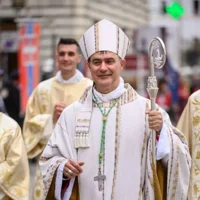 S. Messa presieduta dall' Arcivescovo Card. Roberto Repole