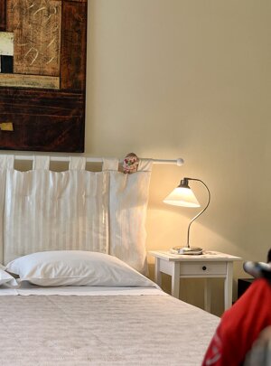 eyJlbiI6IlJvb20gZGV0YWlsIn0=