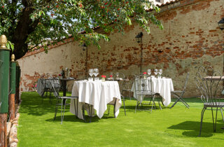 villa%20rambaudi_ristorante46.jpeg