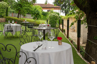 villa%20rambaudi_ristorante14.jpeg