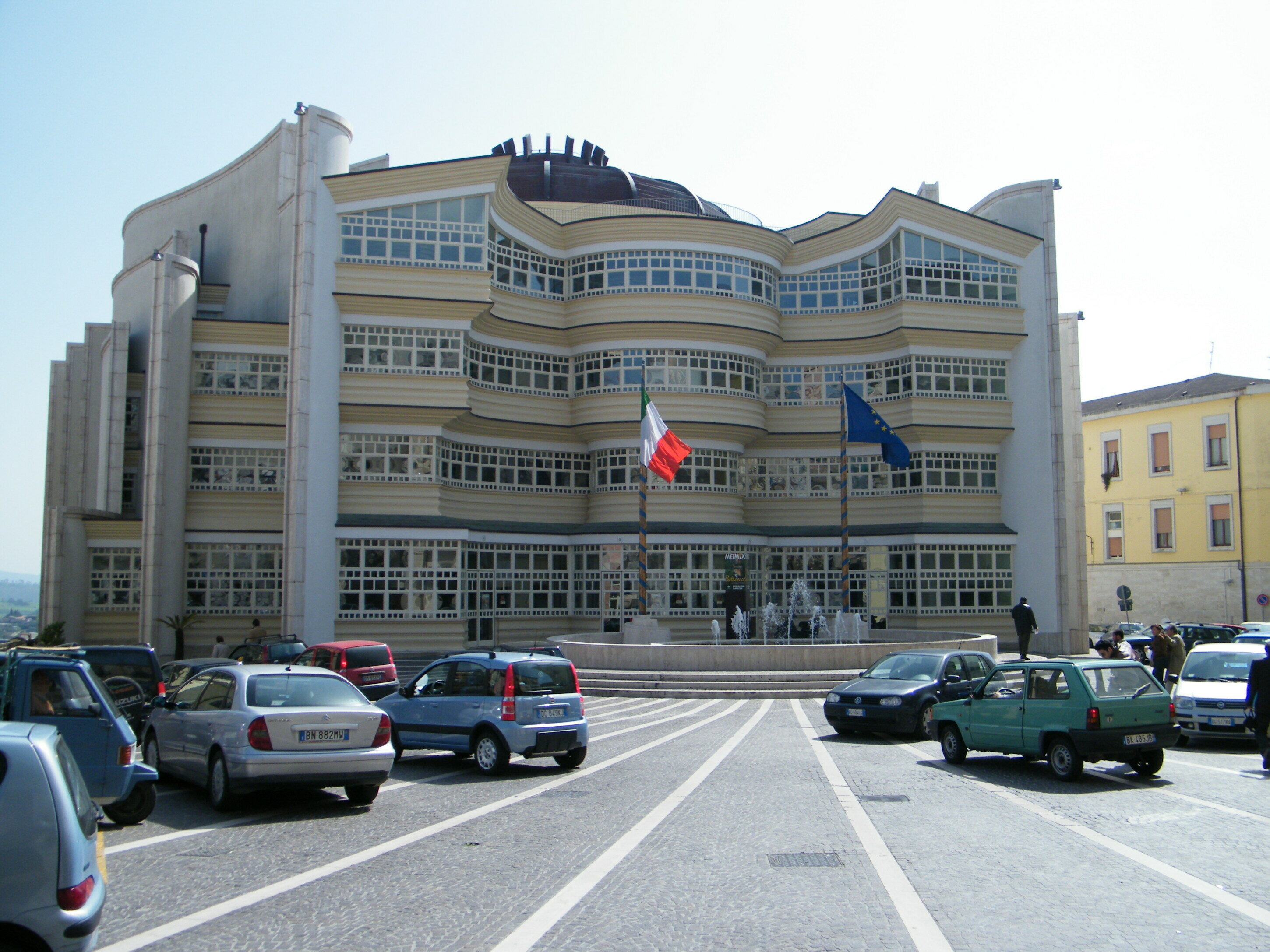 With the signing of the collaboration agreement with the Calabria Region for the "Theater in the Capitals" initiative, Catanzaro is preparing to take the 