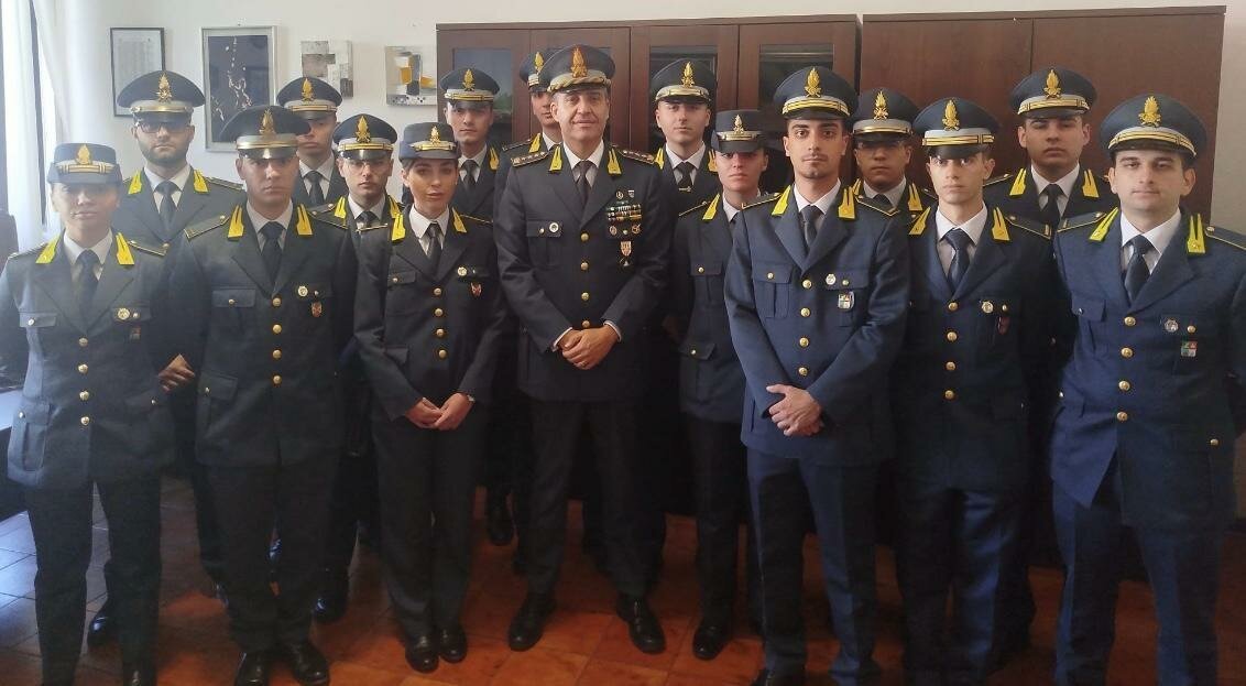 GdiF CATANZARO: 15 NEO ISPETTORI ASSEGNATI AL COMANDO PROVINCIALE PER POTENZIARE LE CAPACITA&rsquo; OPERATIVE DEI REPARTI TERRITORIALI.