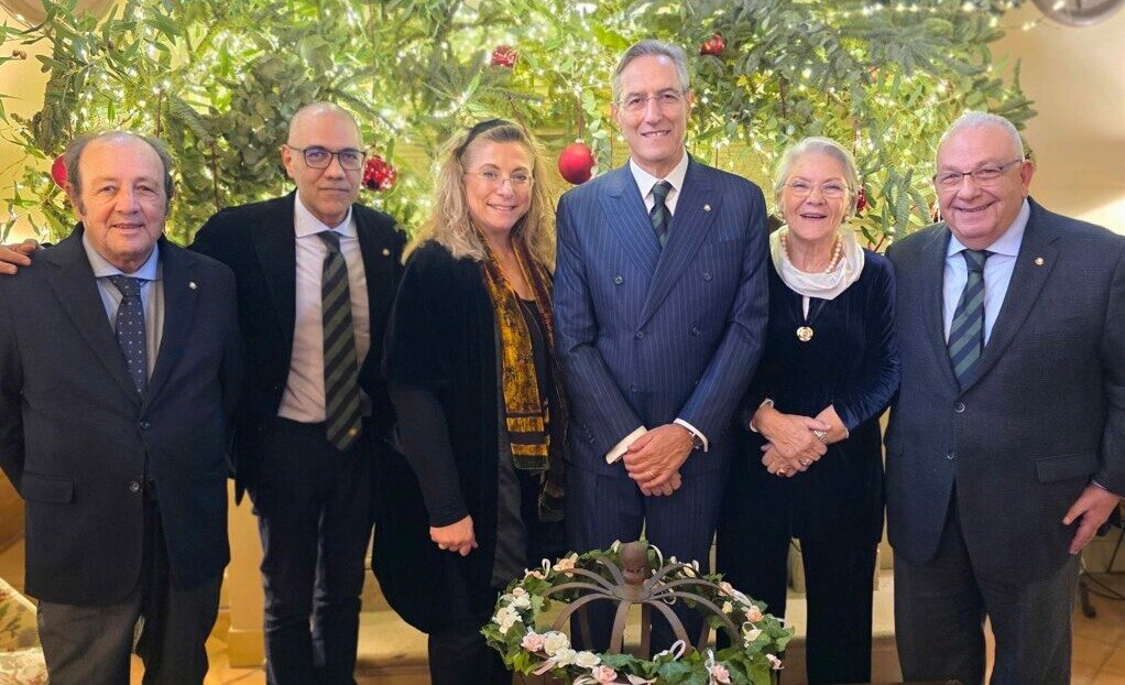 Tradizione e convivialità: celebrato il Convivio di Natale dell’Accademia Italiana della Cucina – Delegazione di Catanzaro Tradizione e convivialità: celebrato il Convivio di Natale dell’Accademia Italiana della Cucina – Delegazione di Catanzaro
