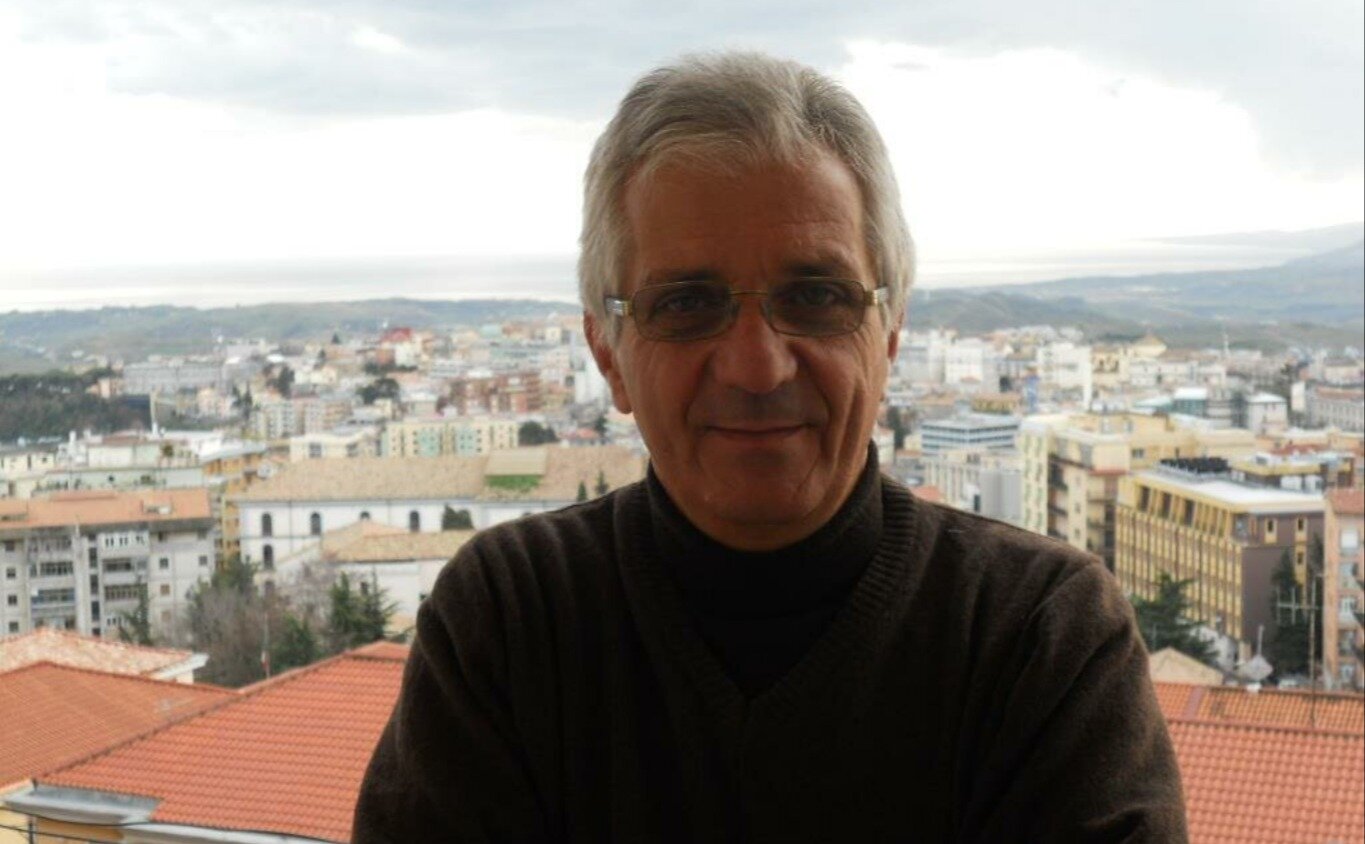 by Bruno Gallo president of the Political Movement New Genesis As president of the Political Movement New Genesis, I feel the duty to share