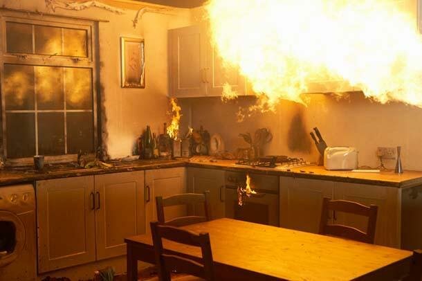 Casa inagibile in viale Isonzo dopo incendio per fuga di gas, la famiglia non resti sola