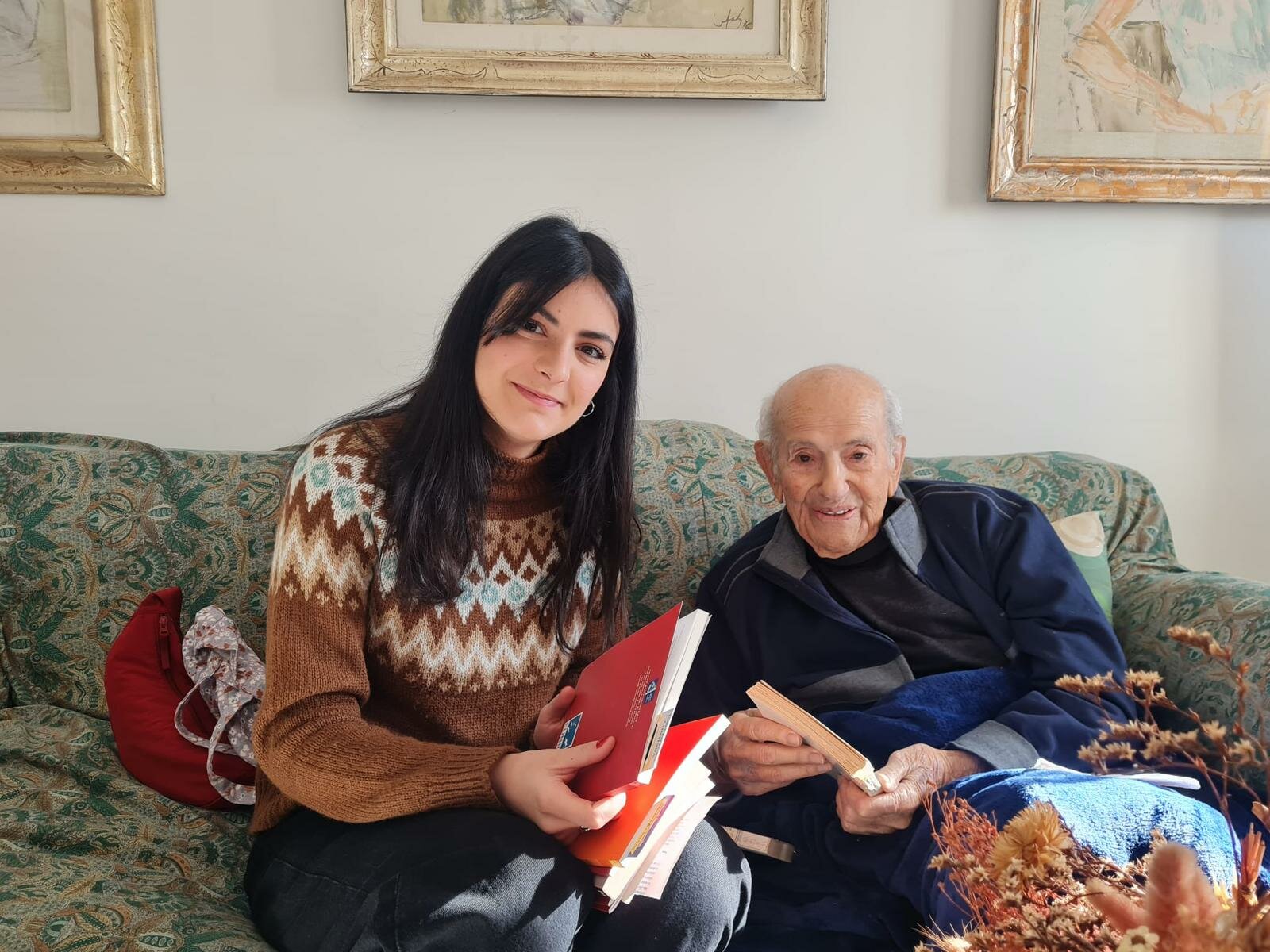 L'opera omnia del famoso poeta Achille Curcio tra coscienza del tempo e denuncia sociale analizzata in una apprezzatissima tesi dalla Dottoressa Valentina Caramuta all&rsquo;Universit&agrave; della Calabria