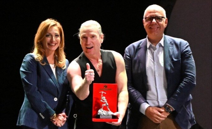 Tra memoria e hit generazionali, grande successo di Mauro Repetto al Festival d&rsquo;Autunno