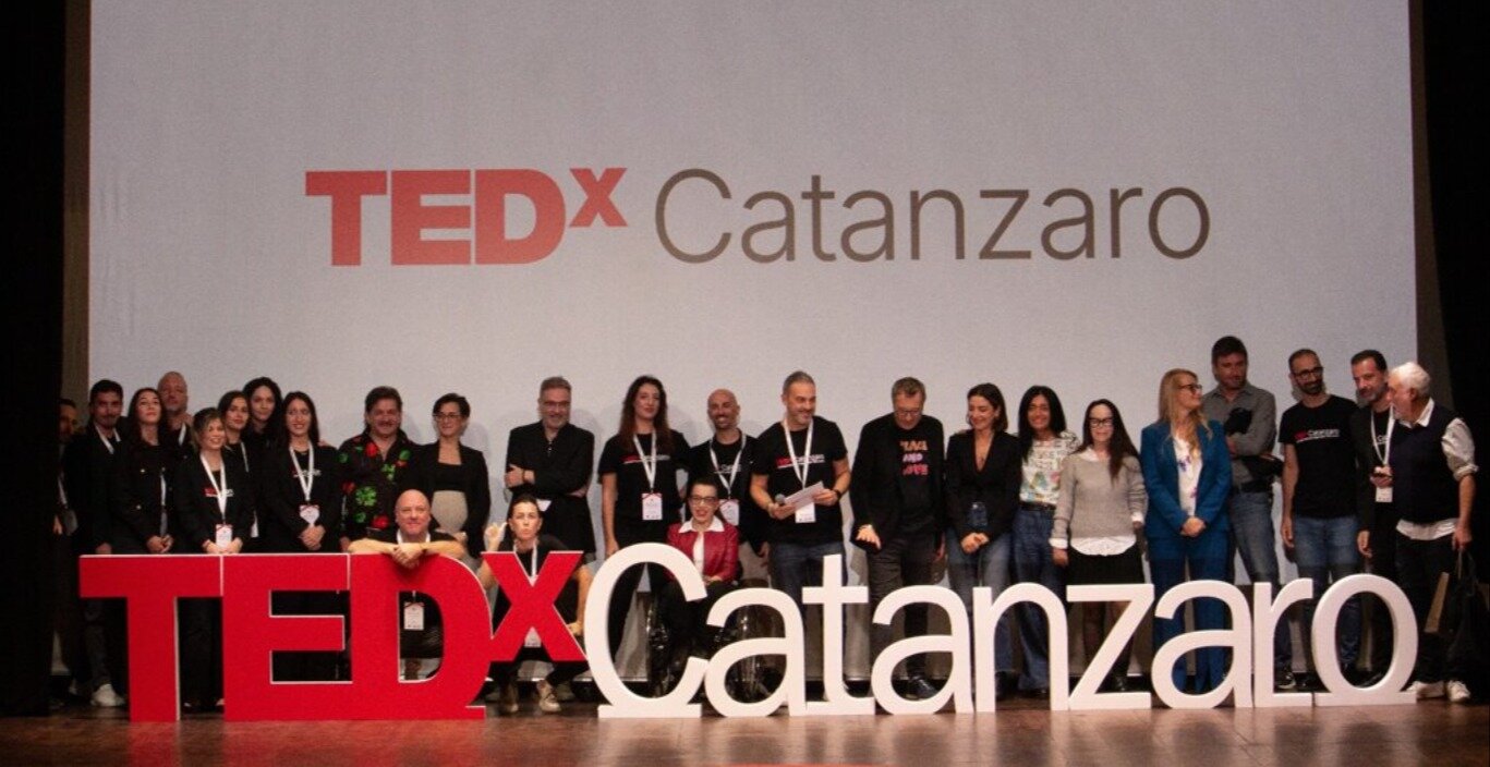 TEDxCatanzaro Un'esplosione di emozioni al Teatro Comunale. Grande successo per la prima edizione