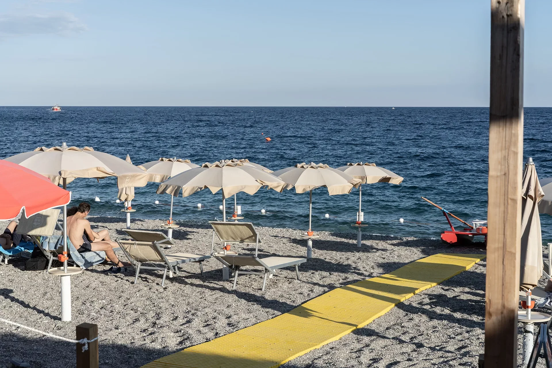 Iemma: Il mare è un bene comune: Catanzaro sceglie l’inclusione e il diritto alla spiaggia per tutte e tutti con il lido comunale sociale