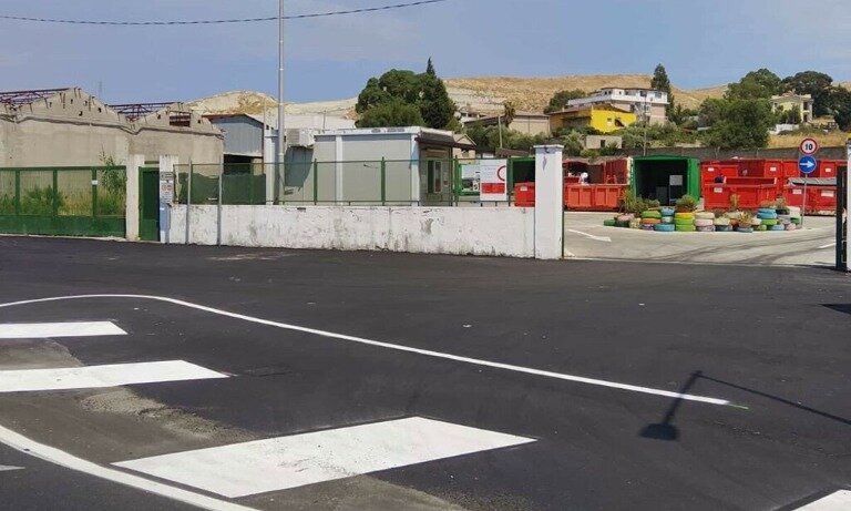 Scarpino: "Nuovo accesso per l'isola ecologica, intervento che migliora viabilit&agrave; su viale Magna Graecia"