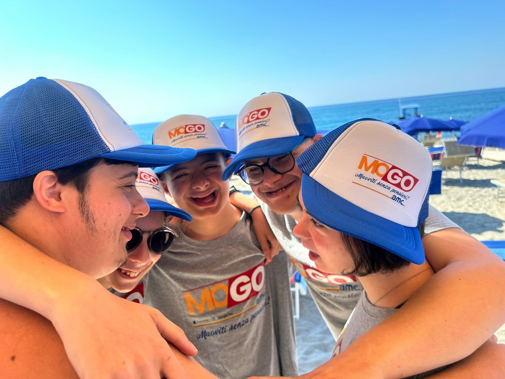 Si conclude il Grest Estivo AIPD Sezione di Catanzaro 2026 "A gonfie vele", un percorso ricco di emozioni, amicizia, crescita e inclusione che ha regalato ai nostri 10 ragazzi (dai 16 ai 22 anni),&nbsp; giornate indimenticabili all'insegna del mare, del divertimento e della condivisione.