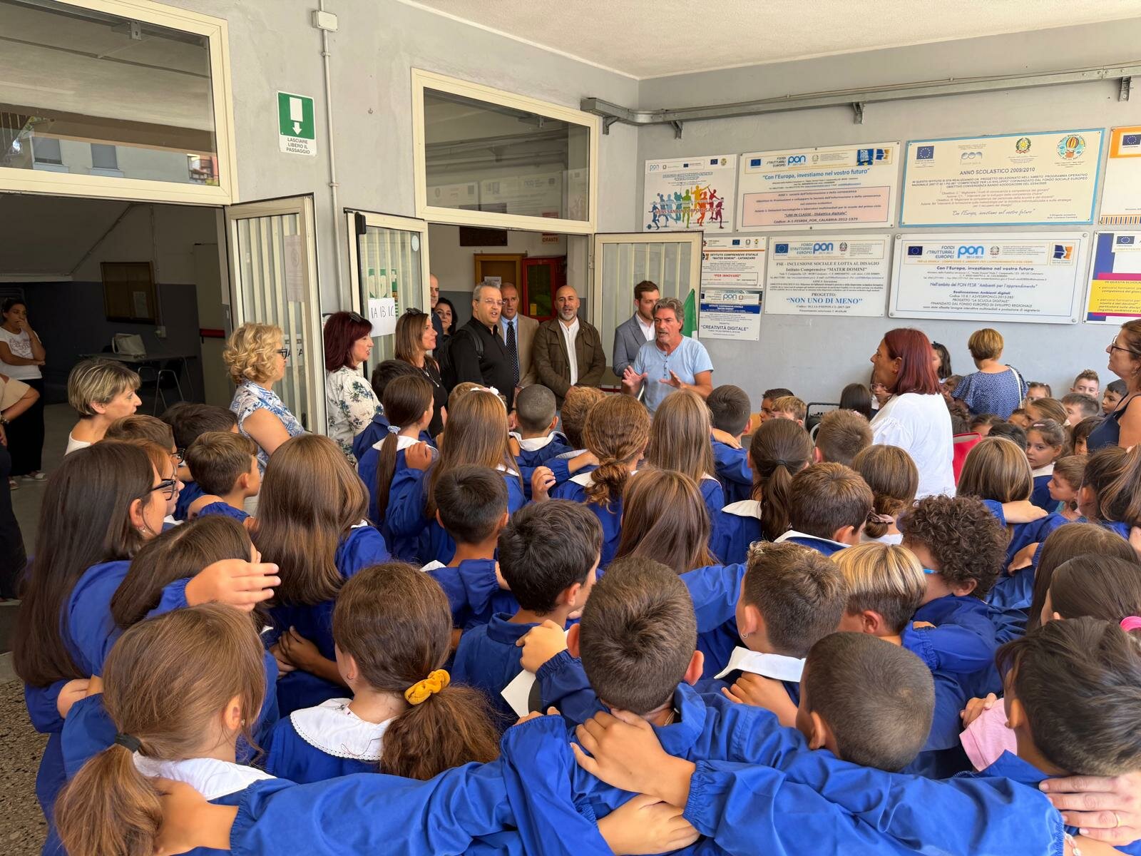 visita-scuola.jpeg visita-scuola.jpeg