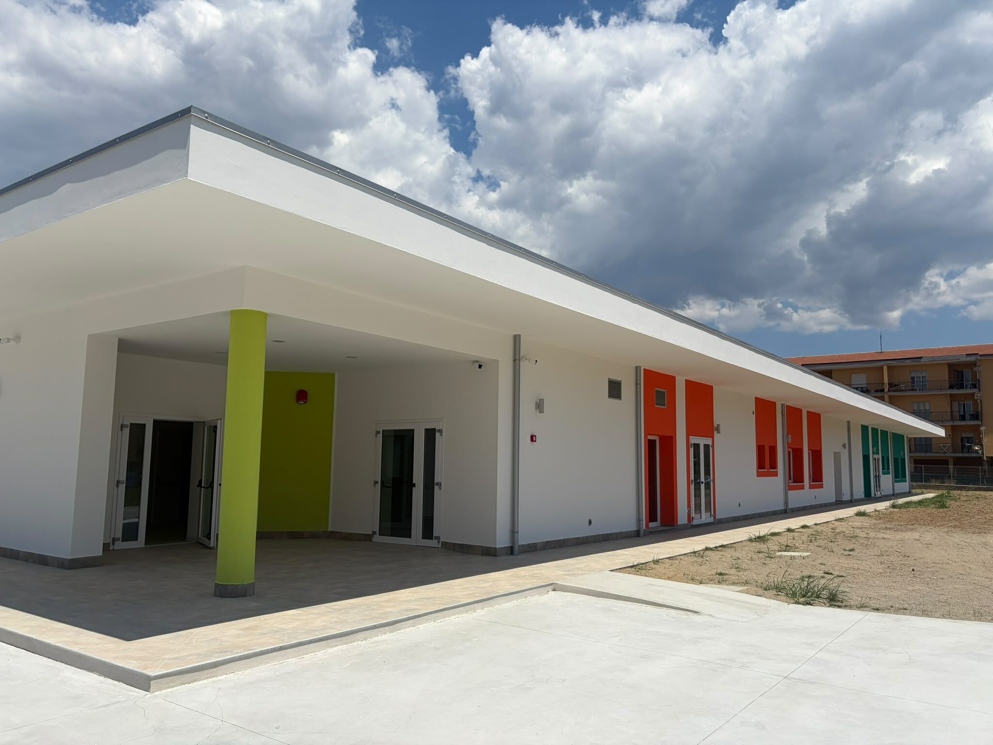 Terminati i lavori di costruzione del primo asilo pubblico nel quartiere Lido / Fiorita: &ldquo;Catanzaro recupera un gap storico grazie all&rsquo;impegno senza precedenti di questa amministrazione verso le famiglie&rdquo;