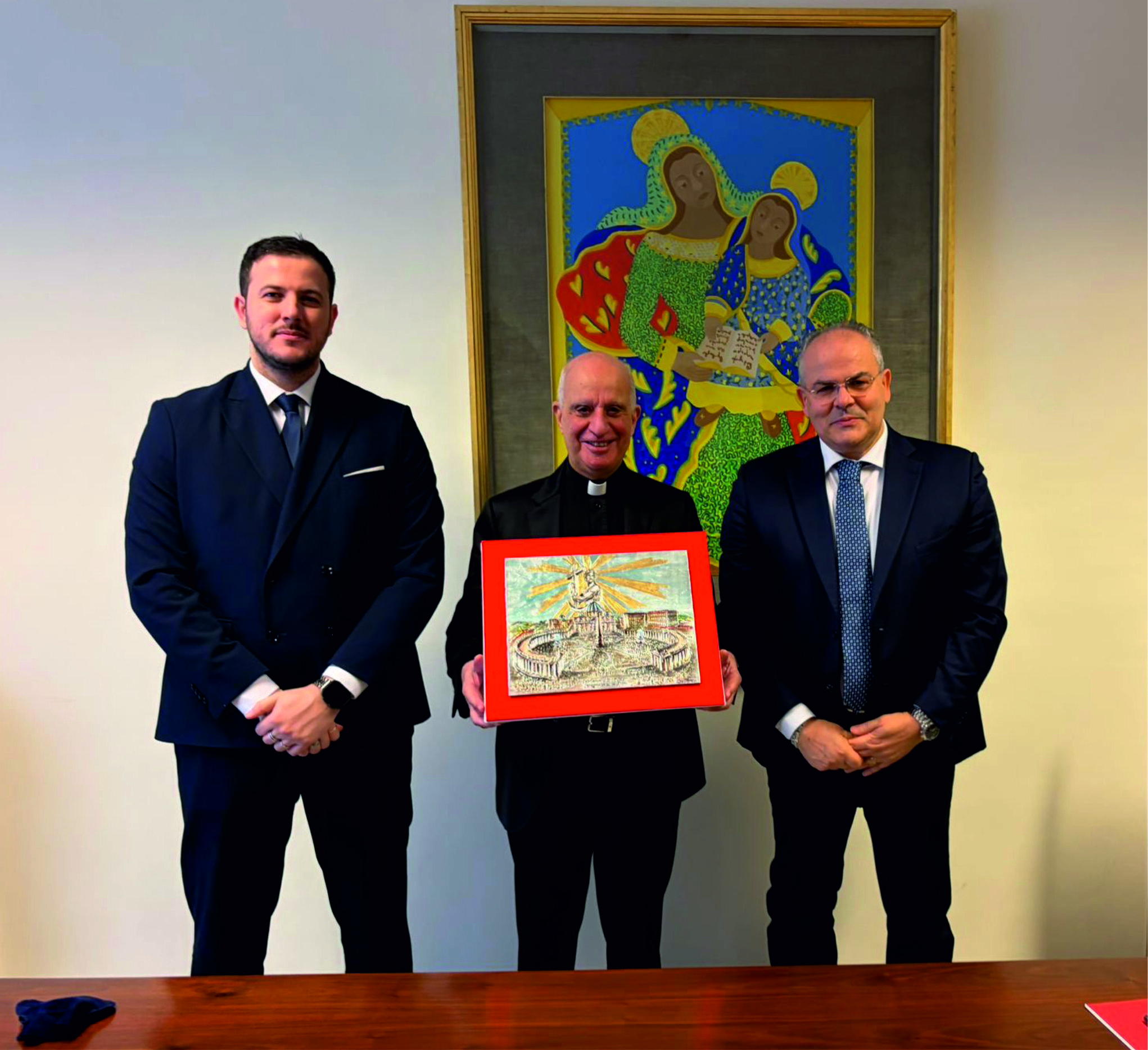 A S.E. Mons. Rino Fisichella consegnata l&rsquo;opera &ldquo;Cristo: luce che illumina la speranza dell&rsquo;umanit&agrave;&rdquo; Una creazione della maison Michele Affidato per l&rsquo;Anno Giubilare 2025