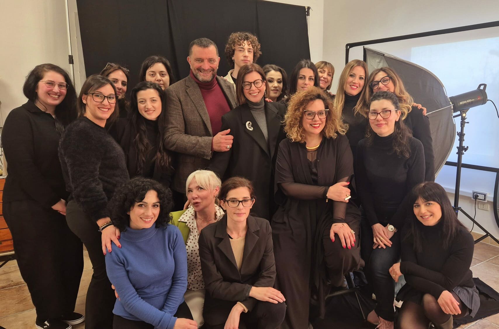 Catanzaro capitale del makeup artistico Einat Dan ospite dell&rsquo;Accademia Arm&ograve;nia