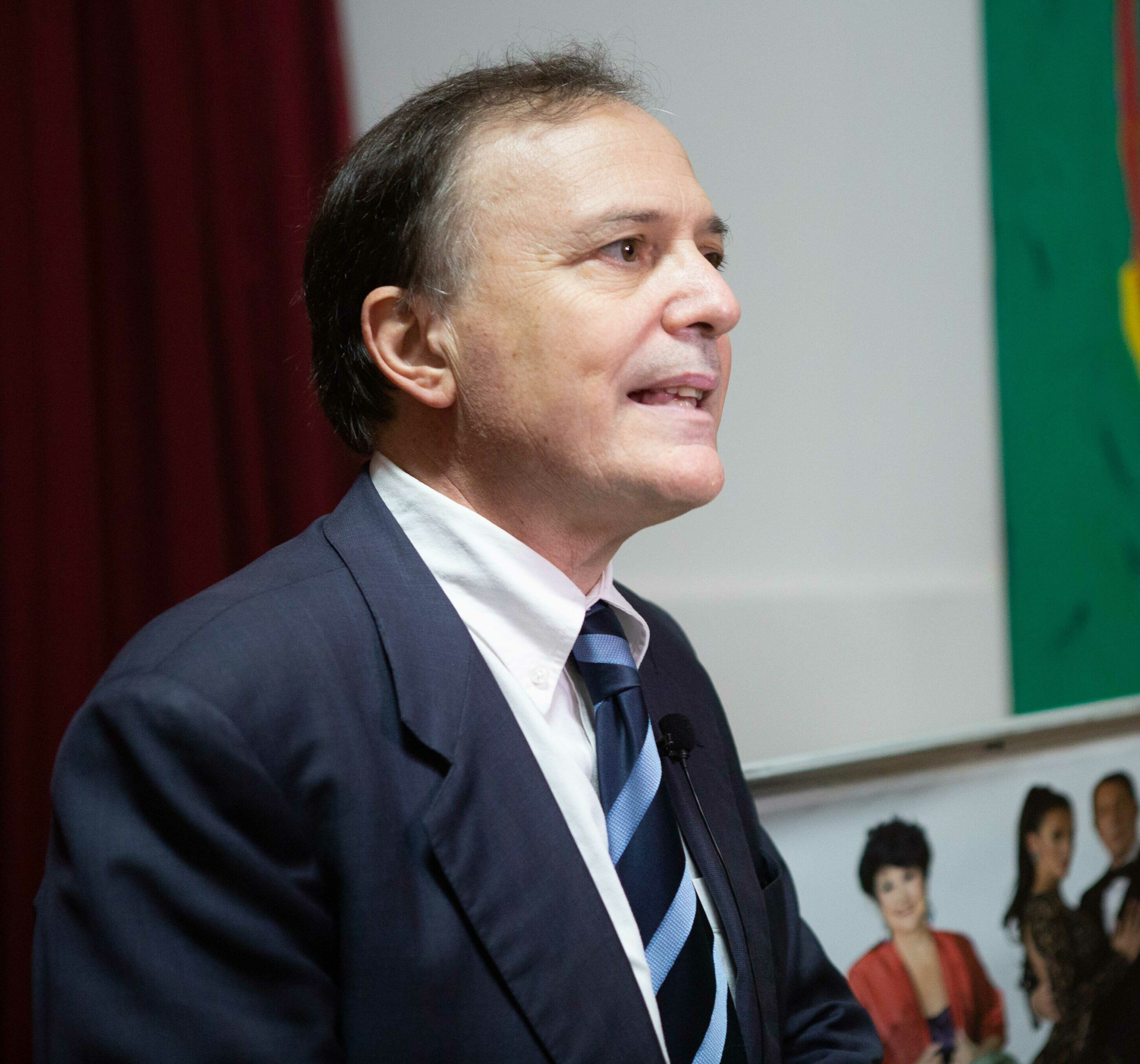 Francescantonio Pollice scrive a Roberto Occhiuto e lancia l&rsquo;allarme sulla crisi del sistema teatrale calabrese