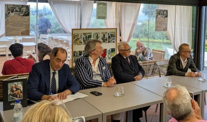 La statua di bronzo della Madonna Piangente sparita dal Monumento ai Caduti di Catanzaro?