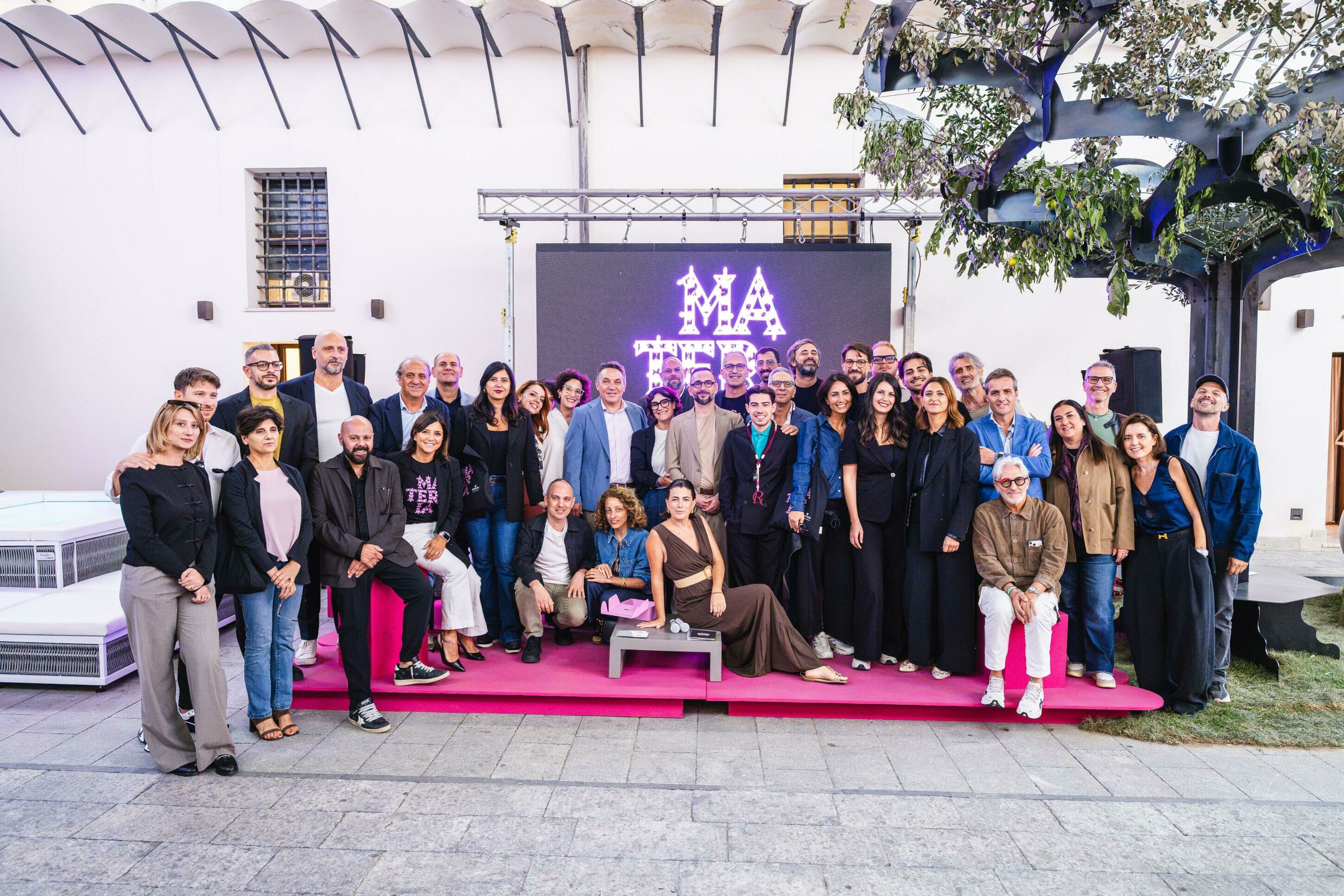 MATERIA CHIUDE LA X EDIZIONE Un successo straordinario al San Giovanni di Catanzaro consacra la Calabria capitale del design mediterraneo MATERIA CHIUDE LA X EDIZIONE Un successo straordinario al San Giovanni di Catanzaro consacra la Calabria capitale del design mediterraneo