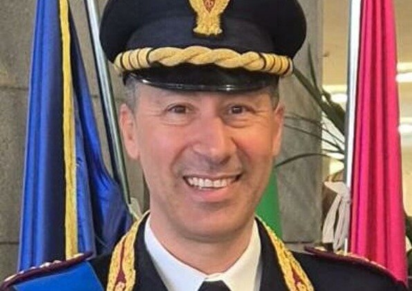 Il Primo Dirigente della Polizia di Stato, dott. Vittorio La Torre, &egrave; il nuovo Dirigente della Divisione Anticrimine della Questura di Catanzaro.