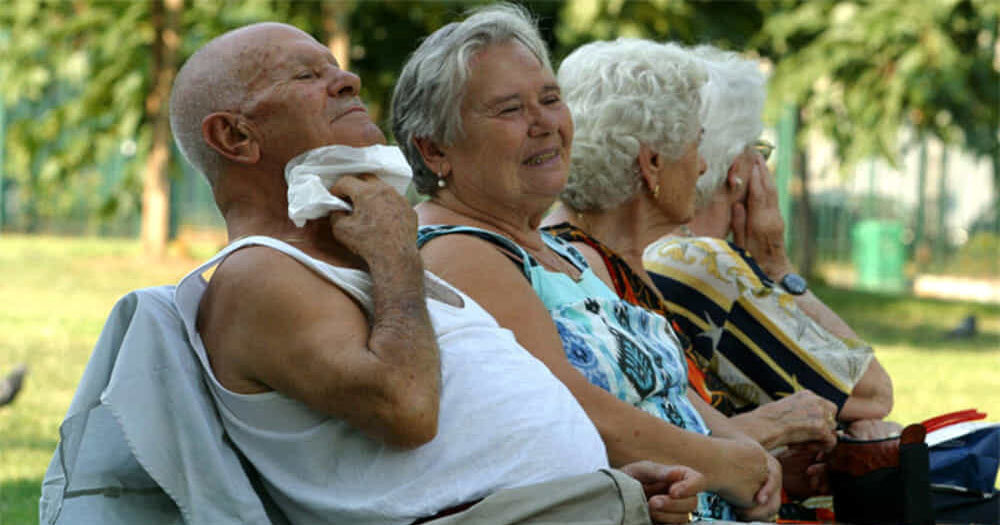The listening and support service for elderly people living alone in Catanzaro during the summer period will start on Monday, July 28. Thus, this initiative is 