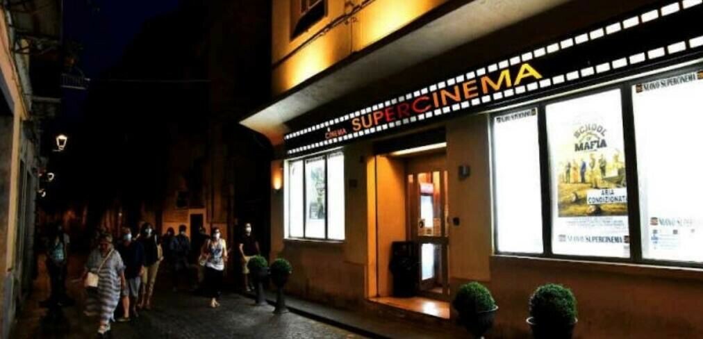 IL SUPERCINEMA &Egrave; TORNATO. E COMMUOVE