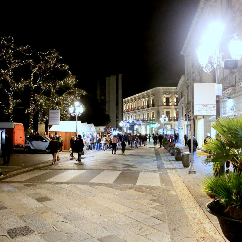 catanzaro-corso-mazzini-isola-pedonale-800x800.jpeg