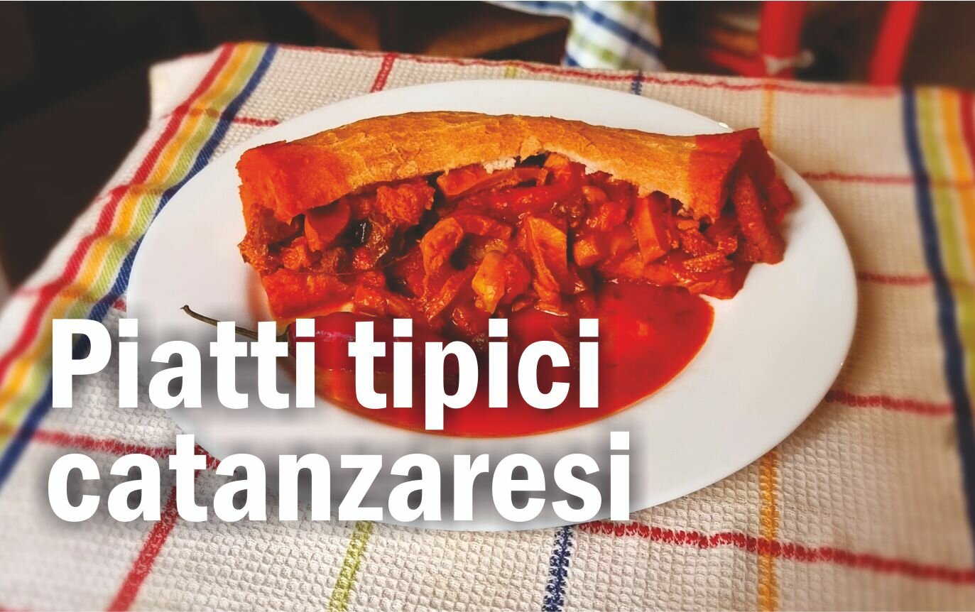 The gastronomic tradition of the Calabrian capital offers original and tasty dishes. Without a doubt, the typical dish par excellence is