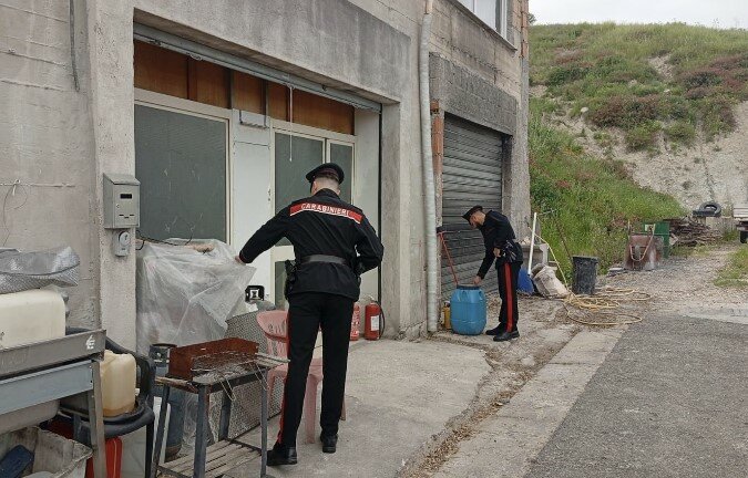 CARABINIERI CATANZARO. SOSPESA LA LICENZA DI UN PANIFICIO CON IL SEQUESTRO DI 360 CHILI DI ALIMENTI NON CONFORMI. SANZIONE DI 10MILA EURO.