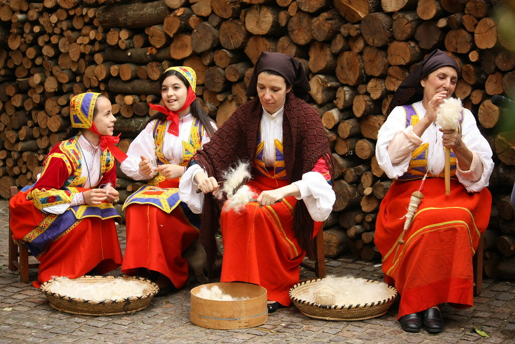 La Montagna produce Desulo 31 ottobre 2 novembre La Montagna produce Desulo 31 ottobre 2 novembre