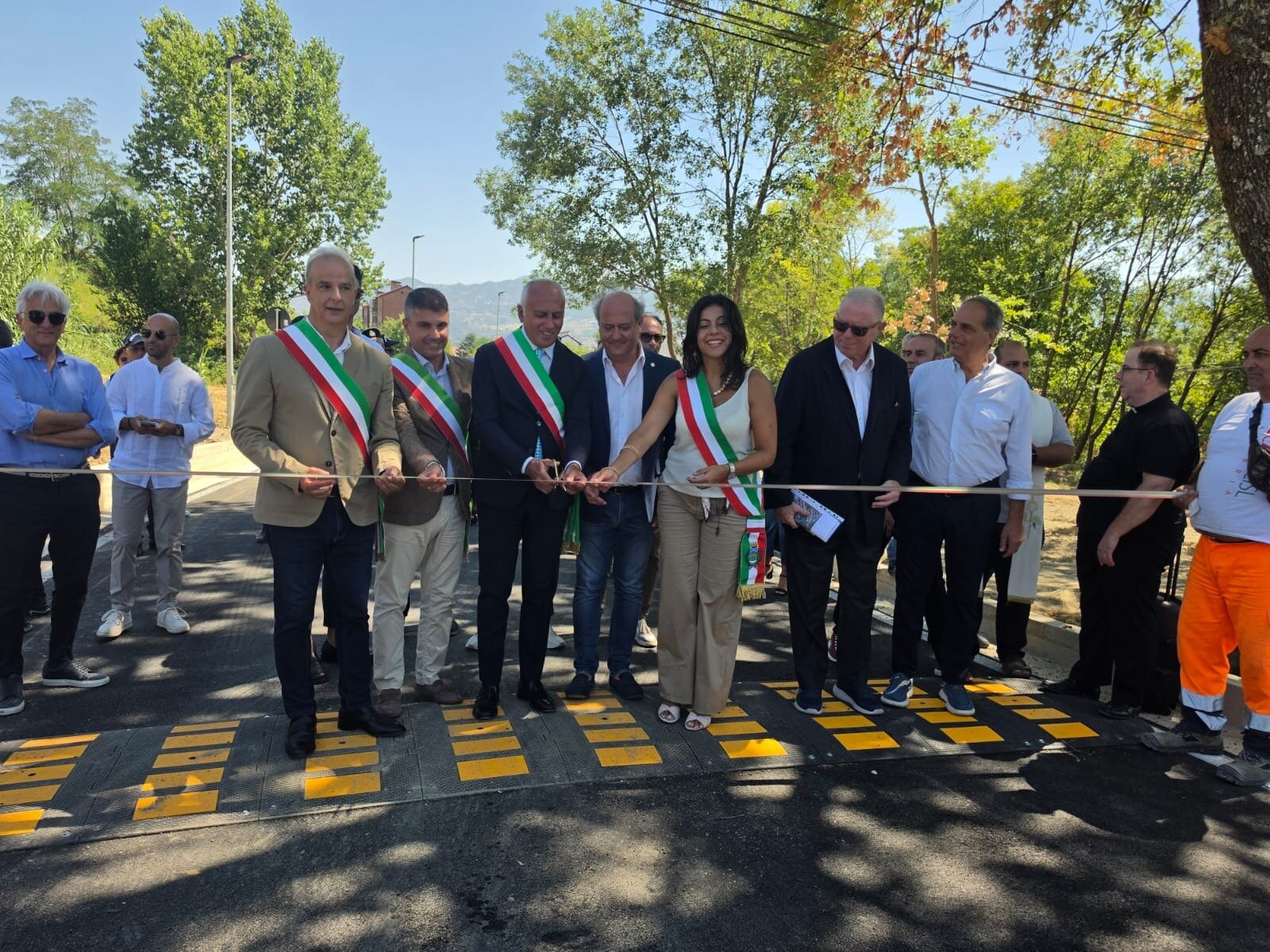Cosenza, inaugurata la nuova strada di Serra Spiga: un’opera che cambia la viabilità. Decisivo il contributo dell’AIAS di Cosenza.